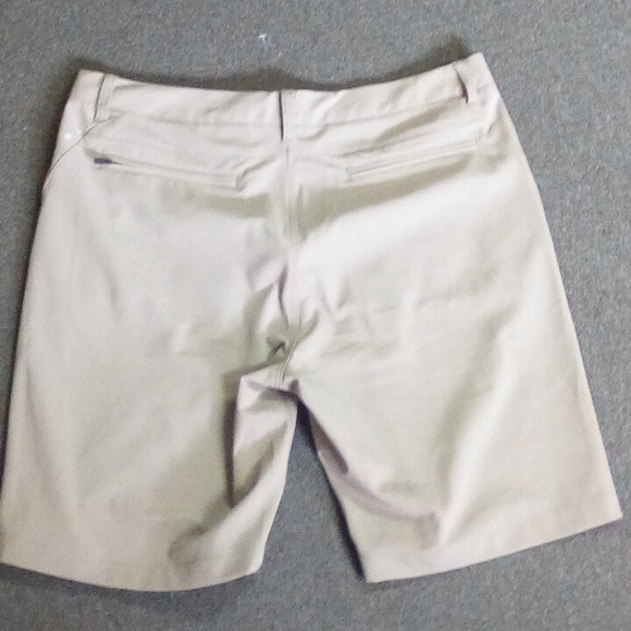 Bonobos - Picture 2 of 4